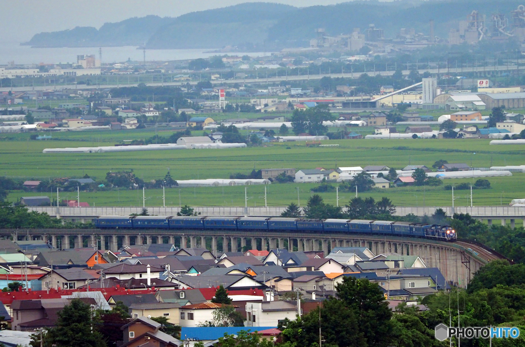 2015.08.02 今朝の8007ﾚ：小雨降るころ