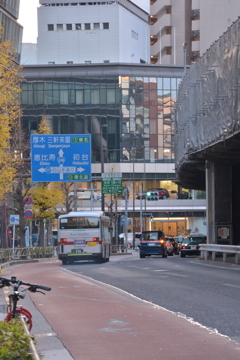 走りゆくバス～渋谷～