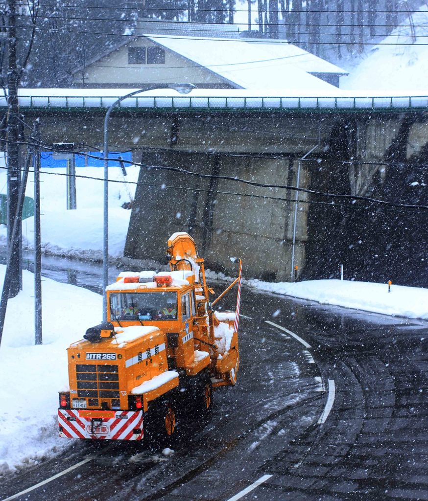 ロータリー除雪車