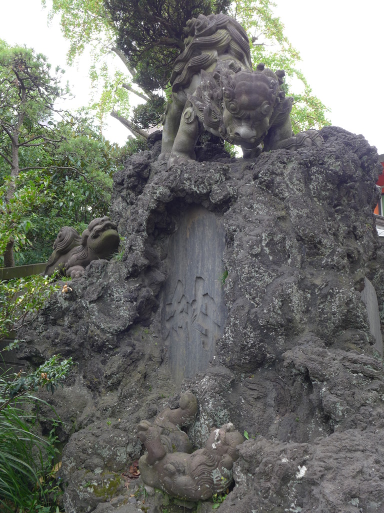親子獅子像