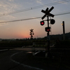 踏切の夕景