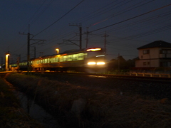 夜行電車