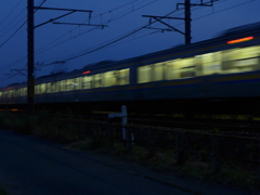 電車が通過