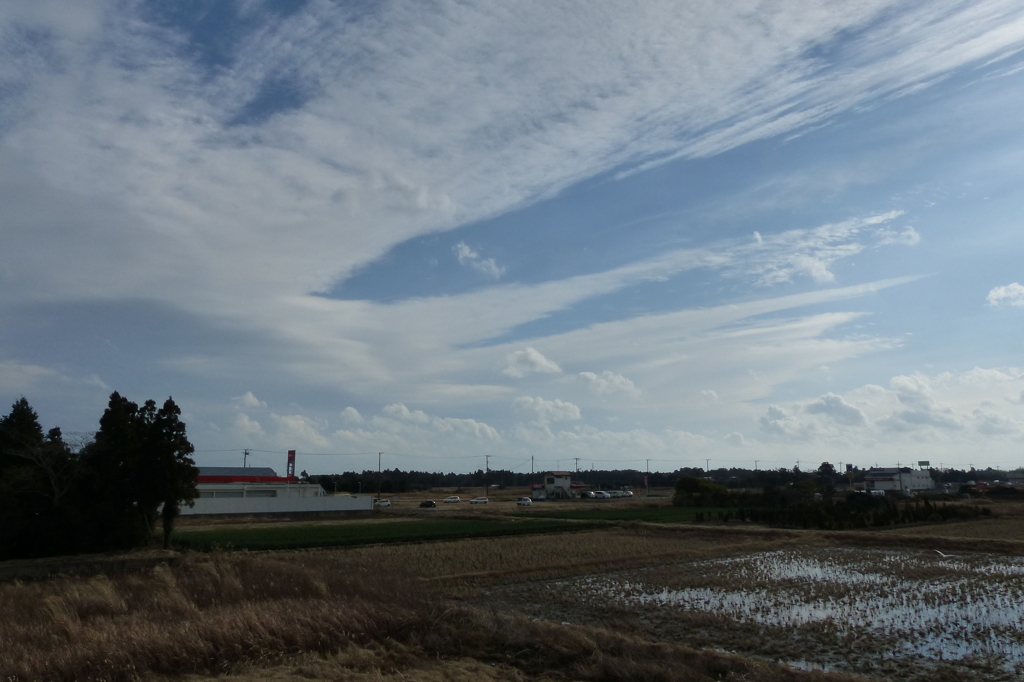 強風の空