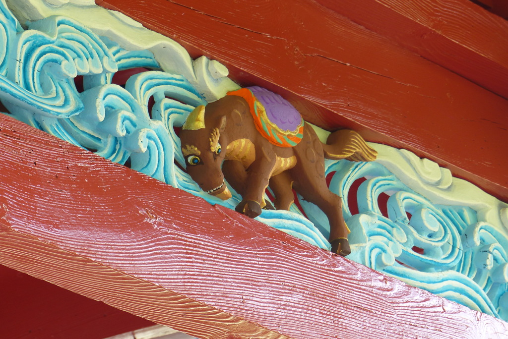 聖獣の彫り物　1