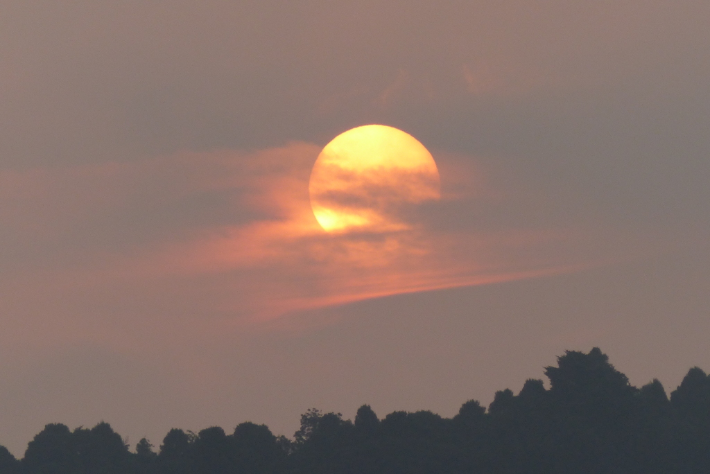 おぼろ夕陽