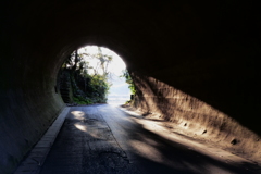 午後の隧道