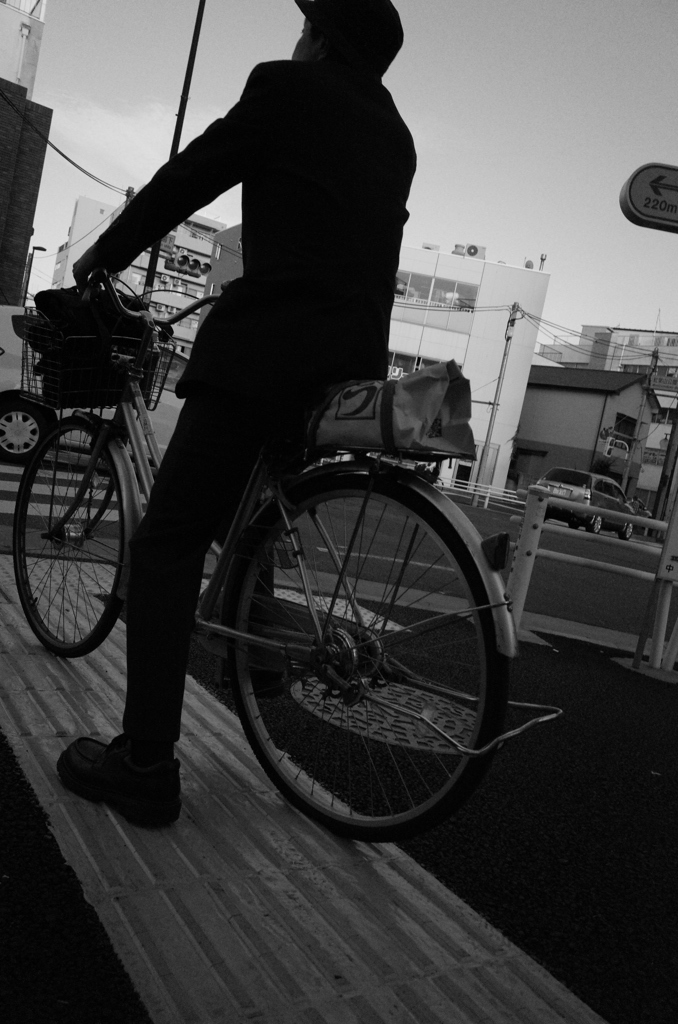 220mの人