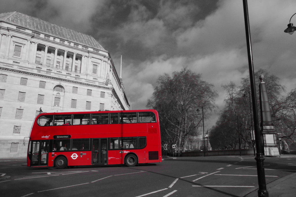 RED BUS