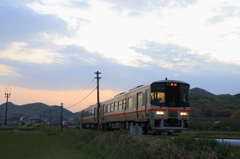 のどかな春の暮れをいく