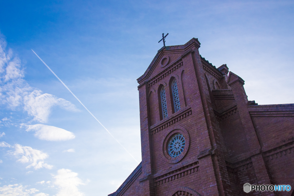 飛行機雲と堂崎教会