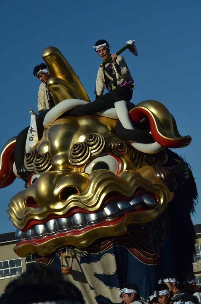 唐津の黄金の獅子