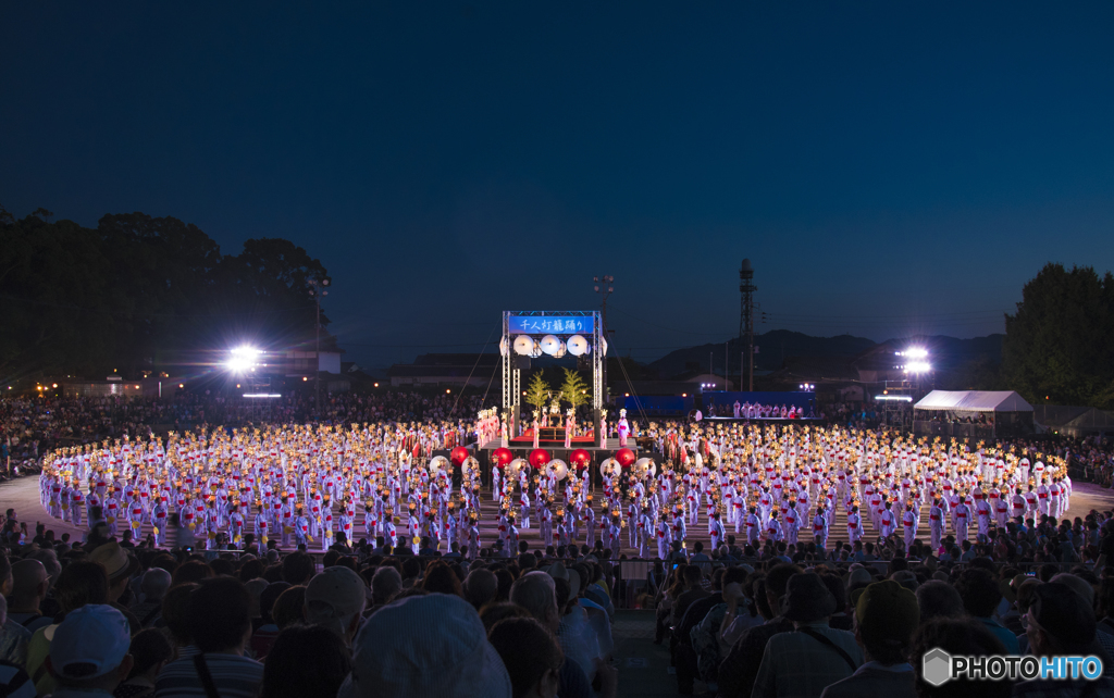 千人燈籠踊り 