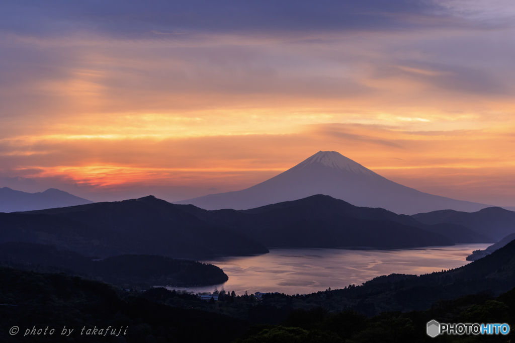 夕霞映して