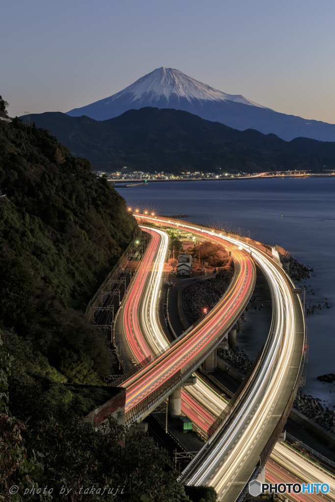 光を繋いで