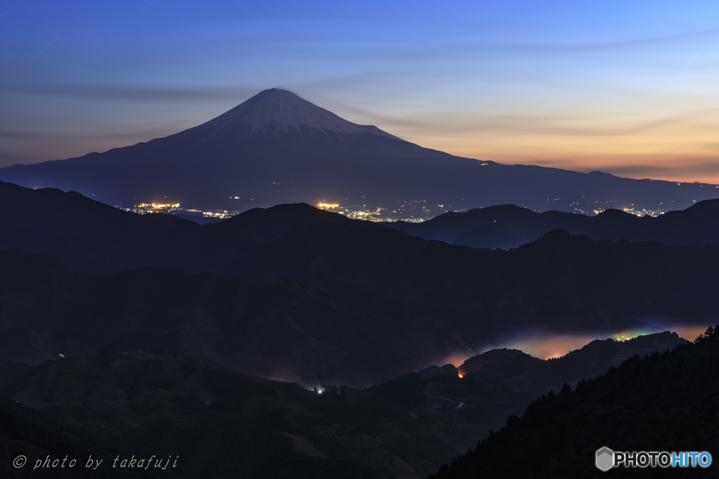 夜明け前