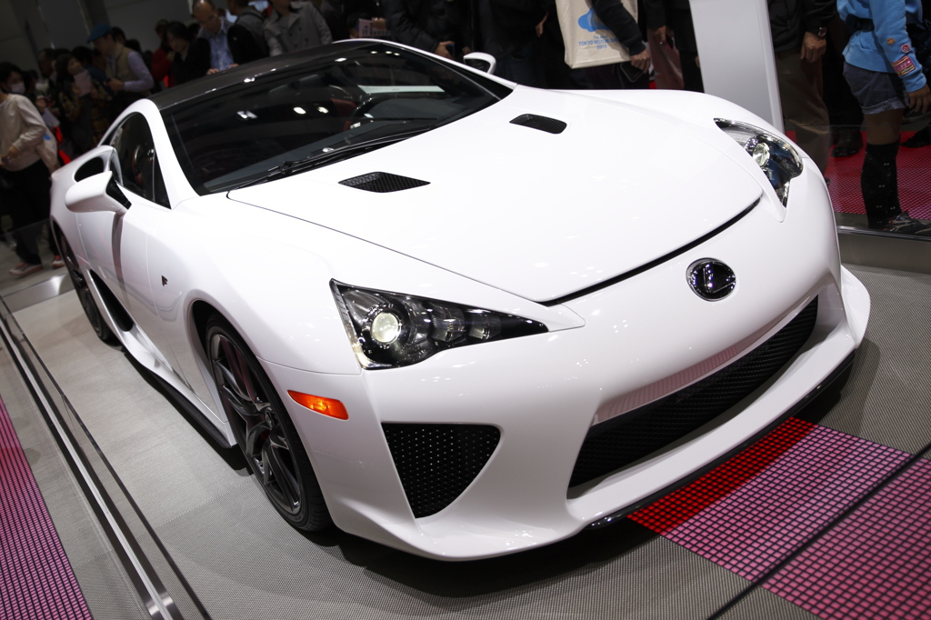 LEXUS LFA