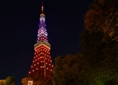 #PrayForParis