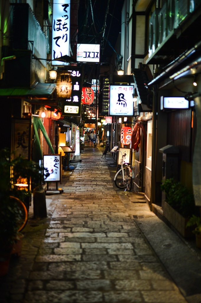 路地裏