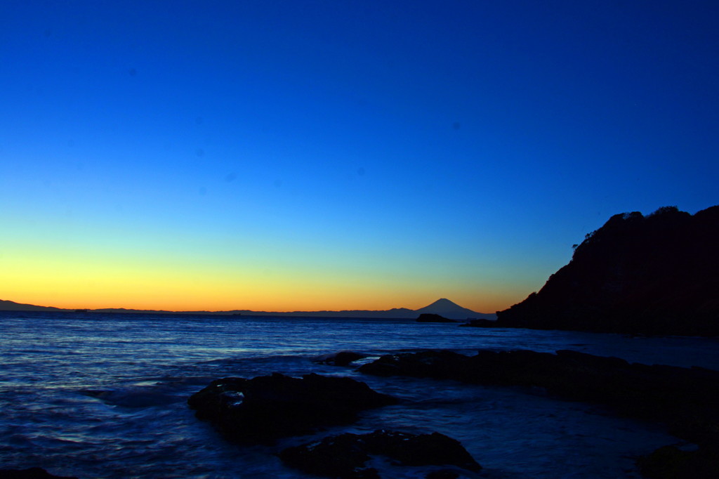 夕暮れの海