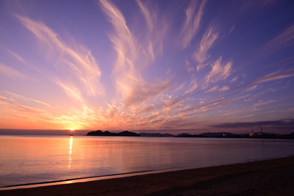 夕暮れの海