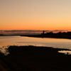 夕暮れの河口