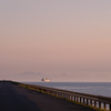 夕暮れの河口