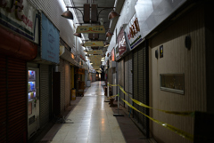 夜の商店街