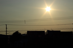 自宅から、夕方の太陽