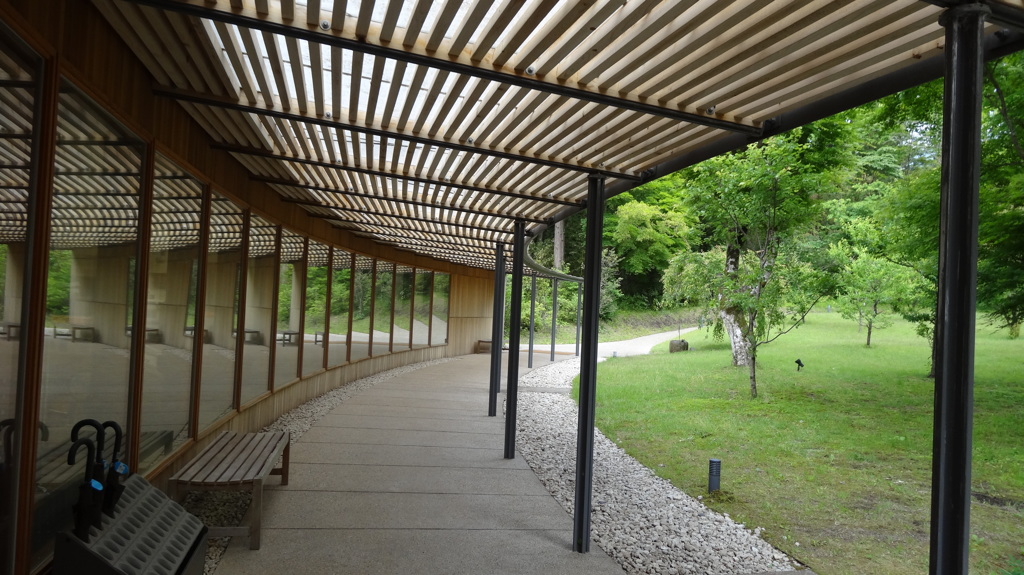 新緑のとらや工房