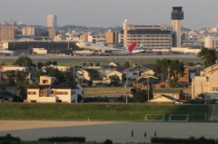 伊丹空港事情（Boeing 767-346）
