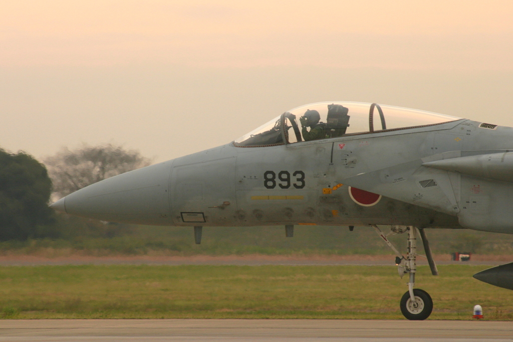 機首 (3)