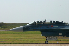 機首 (4)