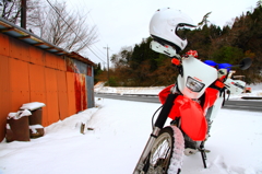 雪とバイク