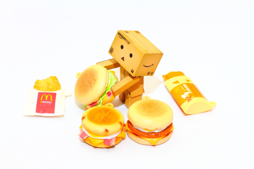 サラダマフィン食べるよ