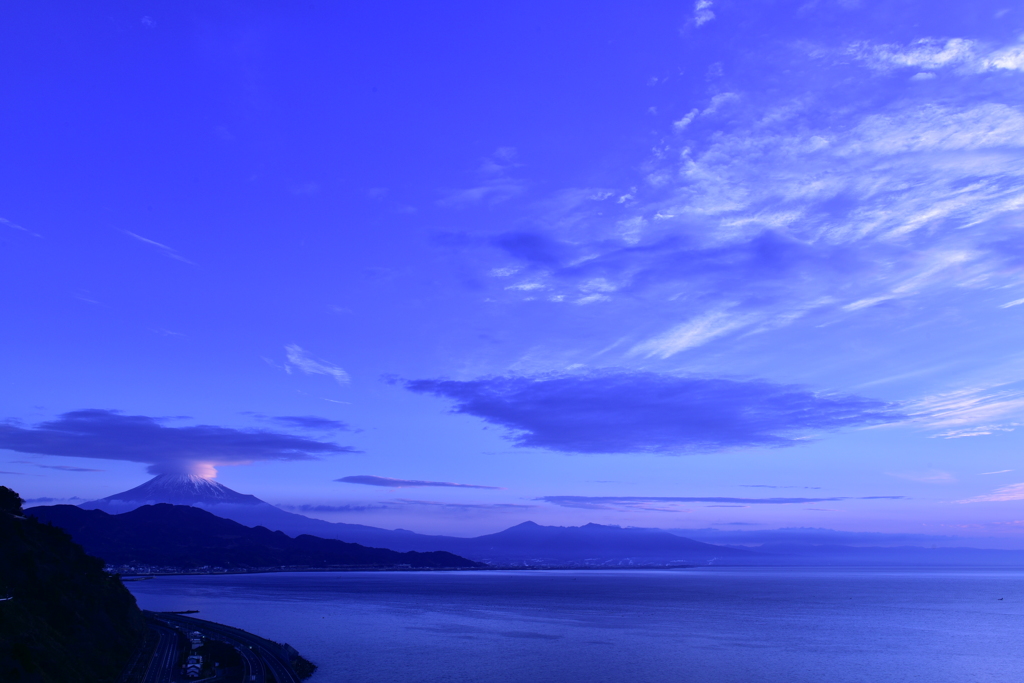 駿河湾の朝_2