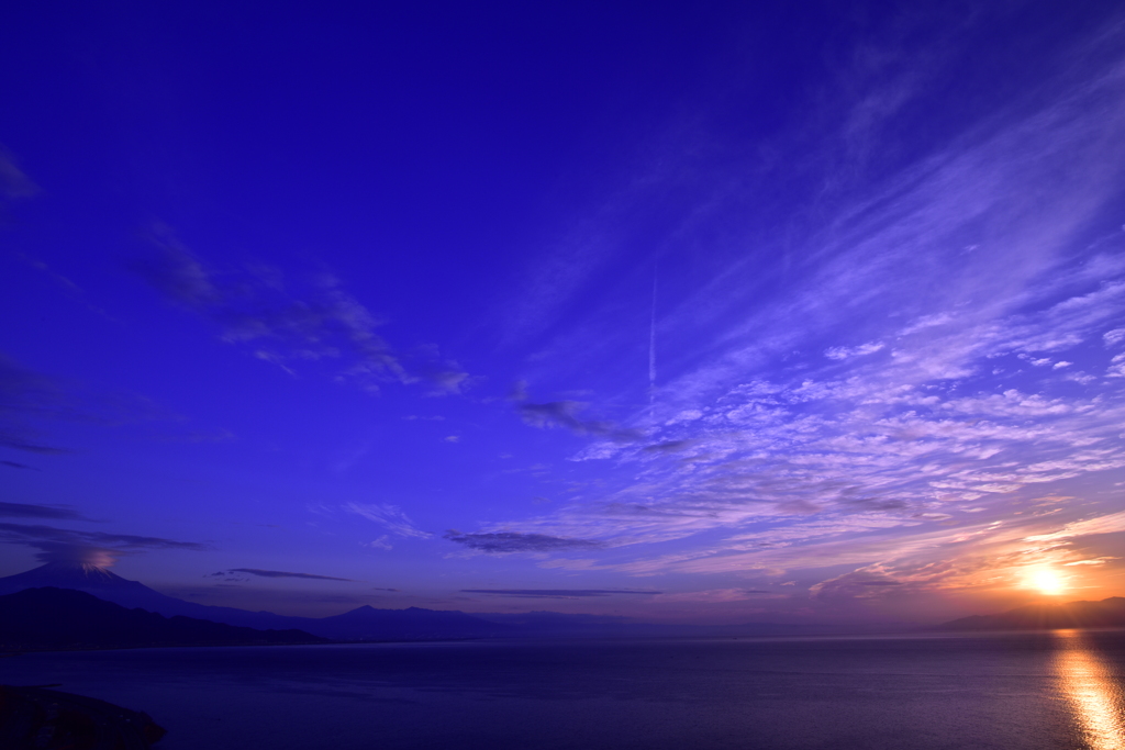 駿河湾の朝_4