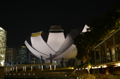 シンガポール