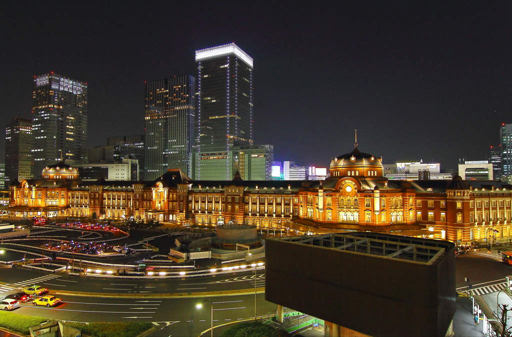 展望テラスからの東京駅