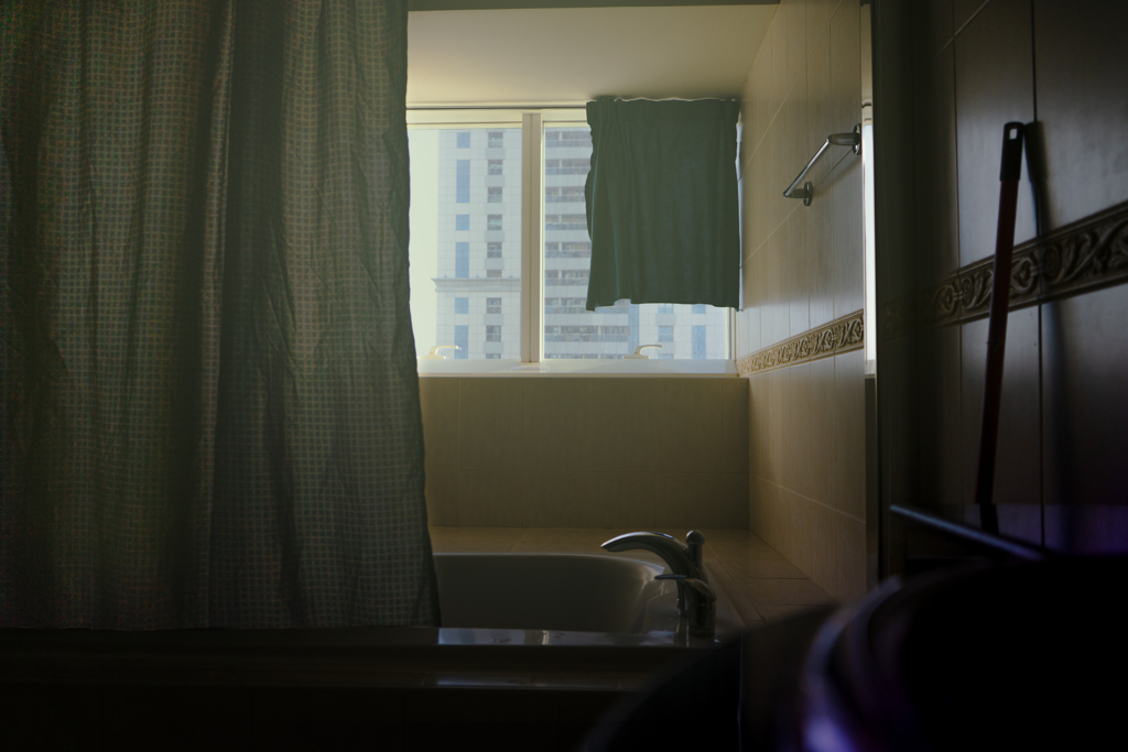 Dubai Bath