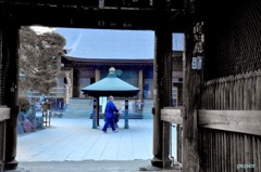 真似てあそこを歩いてみる