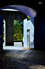 或る午後の光と影