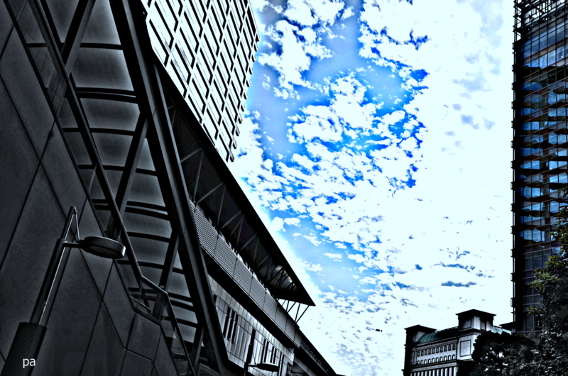 空　１