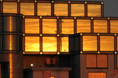 外壁の夕焼け
