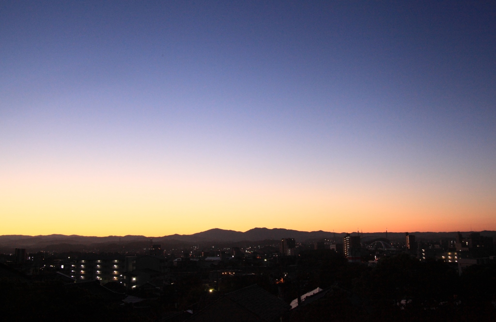 豊田市の曙