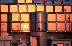 外壁の夕陽