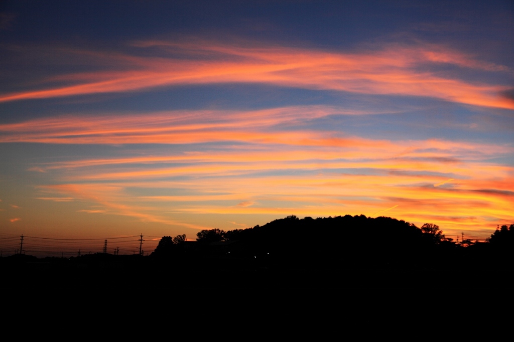 ２０１３０９２８変わった夕焼け雲 