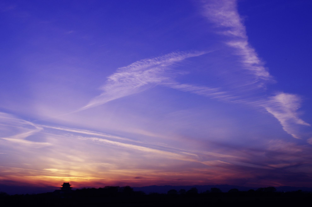 高い空