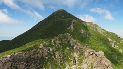岩木山を臨む