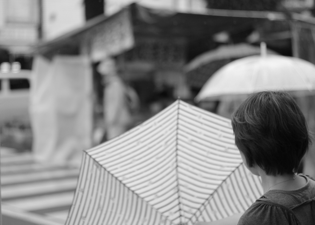 雨の日曜市